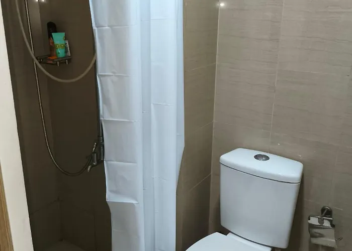 Staycation Near Mall Of